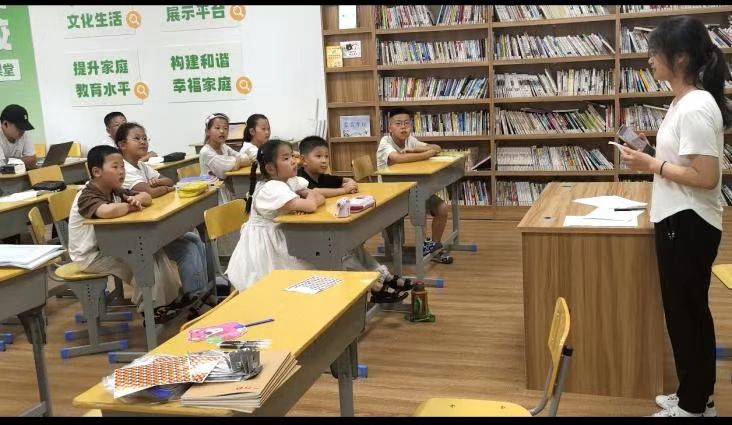 ��̩�W(xu��)�����M(j��n)��^(q��)�����ഺ�ض��c(di��n)��ͯ������