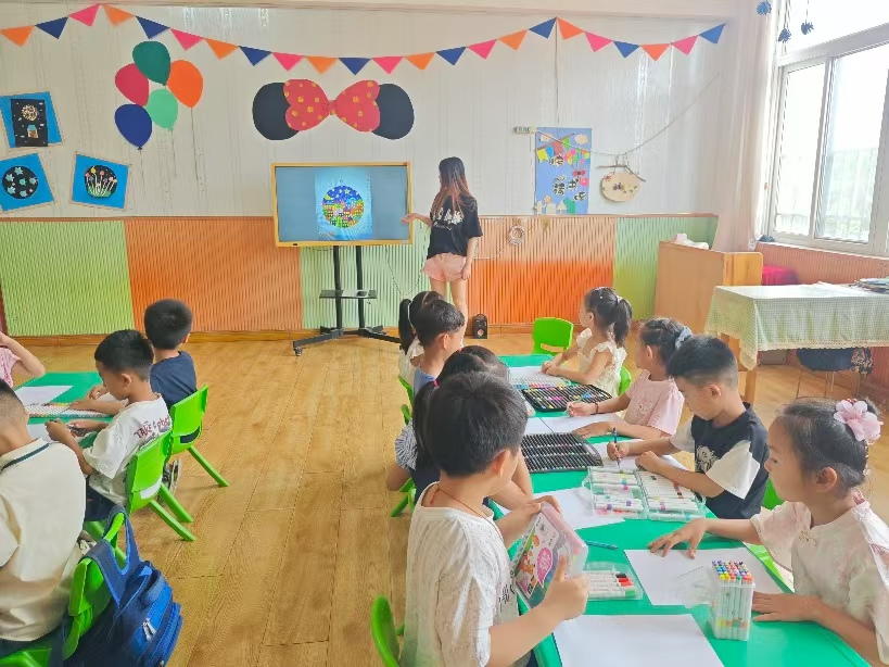 ����������(m��ng)����ͯ���l(f��)չ