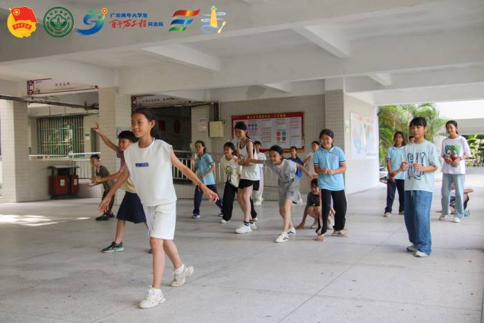 �V�����A�W(xu��)Ժˇ·����������`�֧���ϰ��У�ɢ���n��ȼ��У�@���������w����־�p�w�S