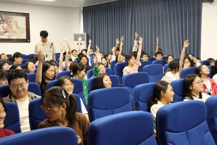 ��־���������L(f��ng)�w��