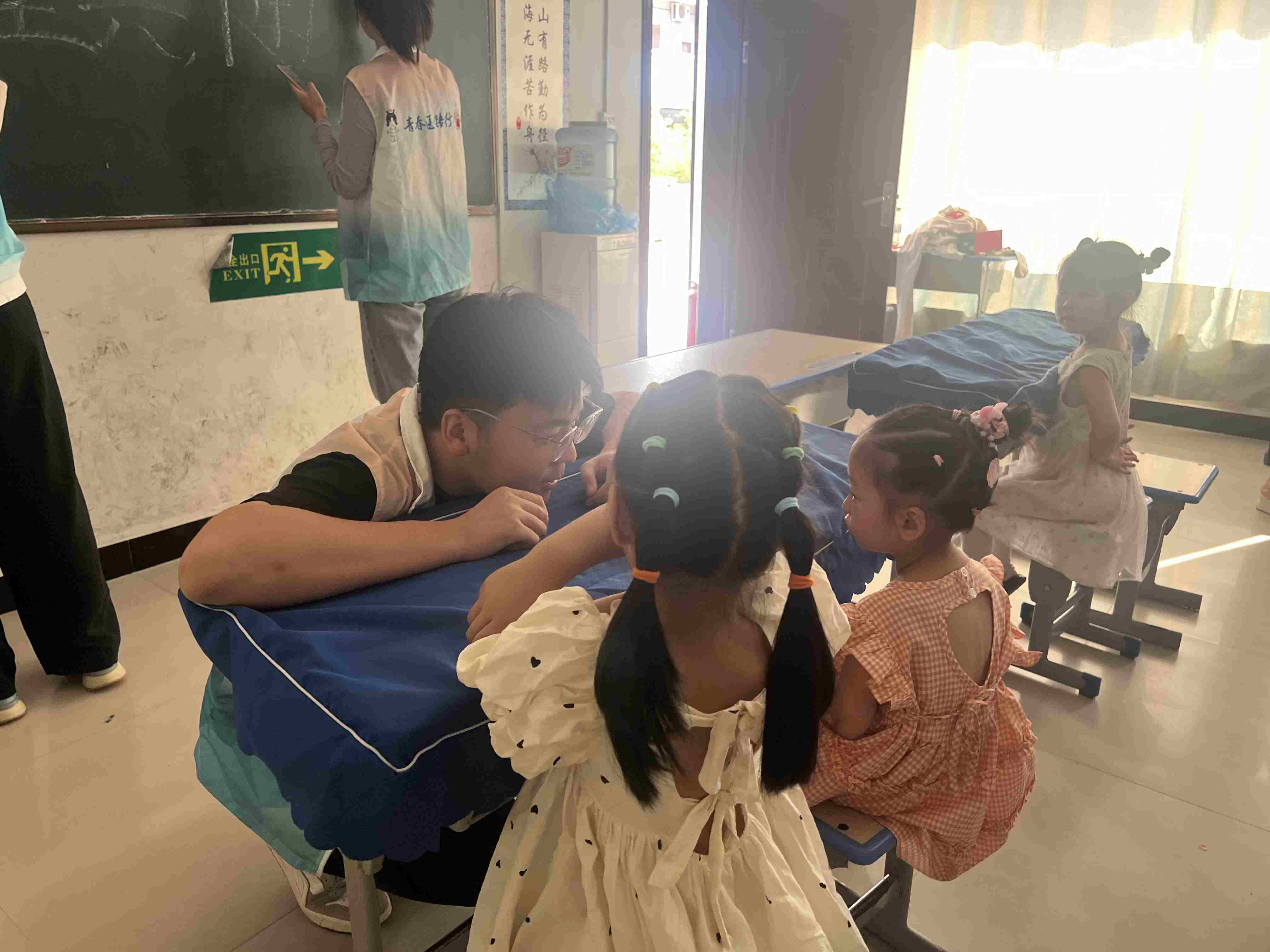 �������Ժ���������l(xi��ng)����(sh��)�`�(du��)�T��ͯ��������ͬ����������