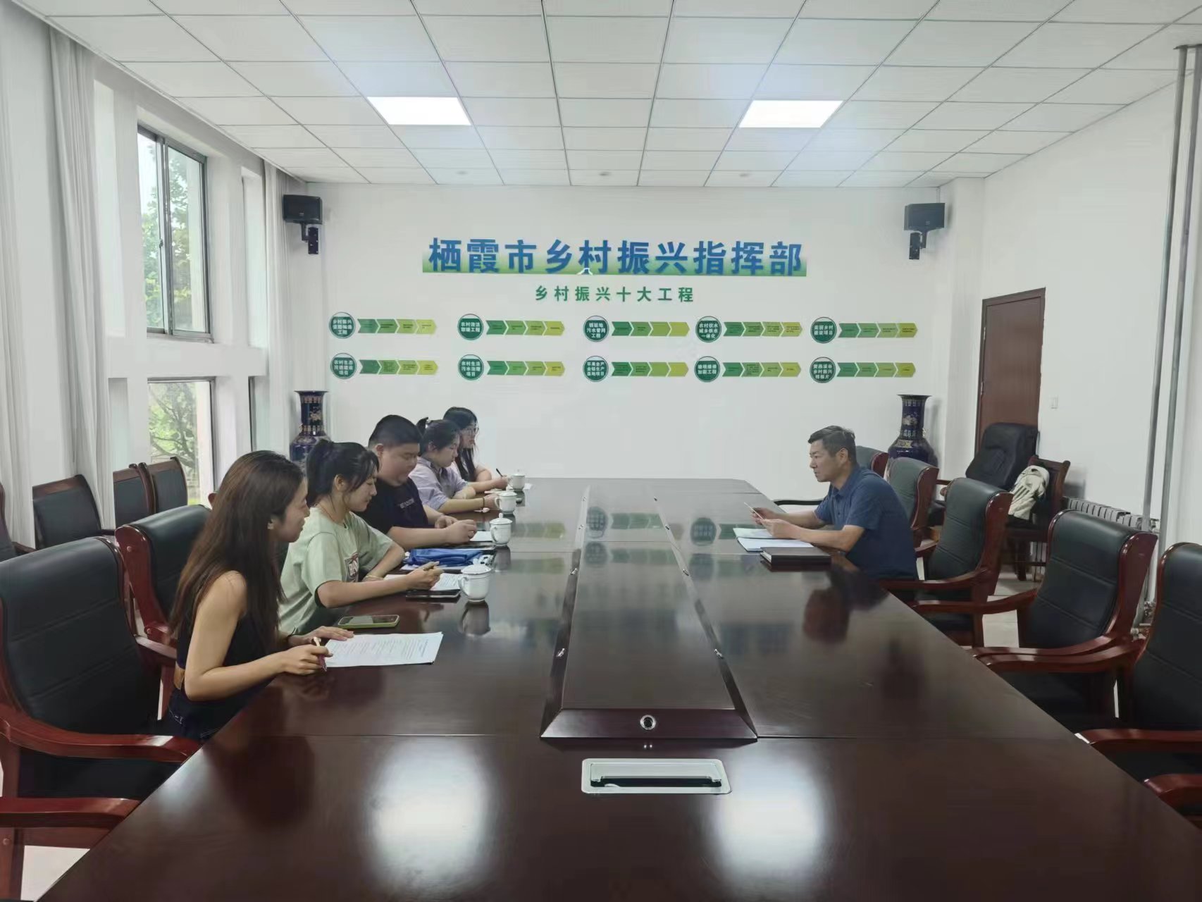 ɽ�|ؔ(c��i)��W(xu��)�������{(di��o)�У������l(xi��ng)����̽����(sh��)�ǻ��l(xi��ng)�����d·