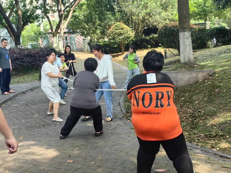 �����󹫹�Ժ�_(k��i)չ��ͯ�����f��־Ը���(d��ng)