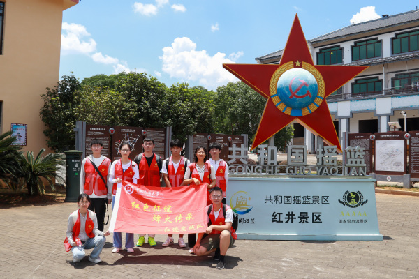 �t�Eӳ����؜��L��ʷ�����T�ഺ��